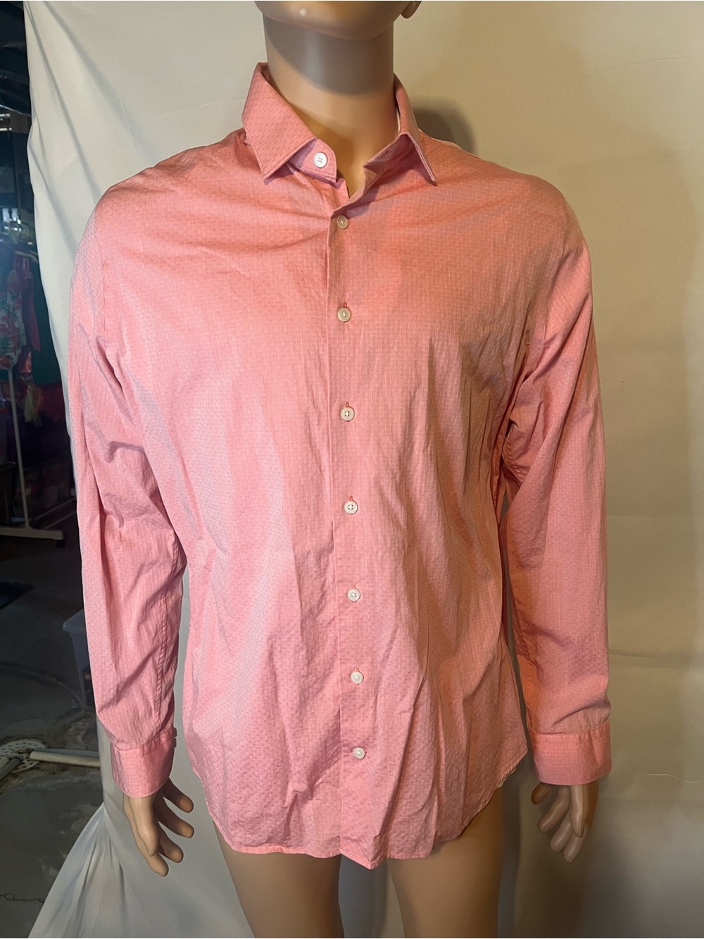 Express Men's 1MX Button-Front Dress Shirt in Salmon Pink